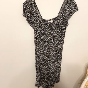 American Eagle Flower dress